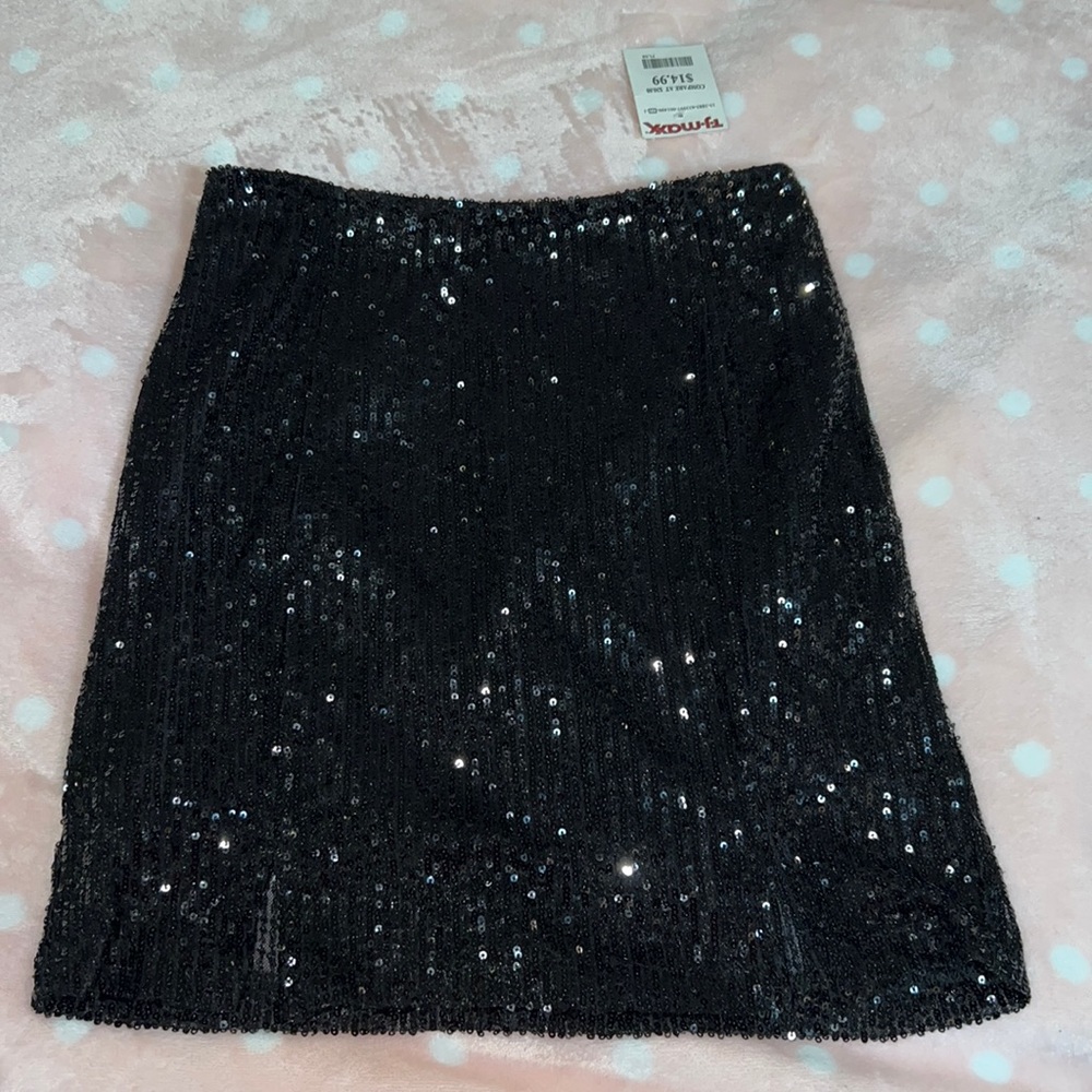 Black sparkly skirt